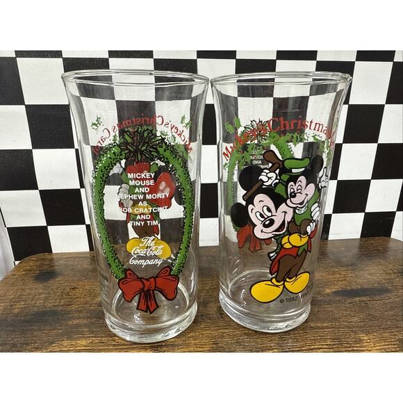 6” Vintage 1982 Walt Disney Mickey’s Christmas Carol Glasses Coca Cola Set of 2 - Picture 1 of 6